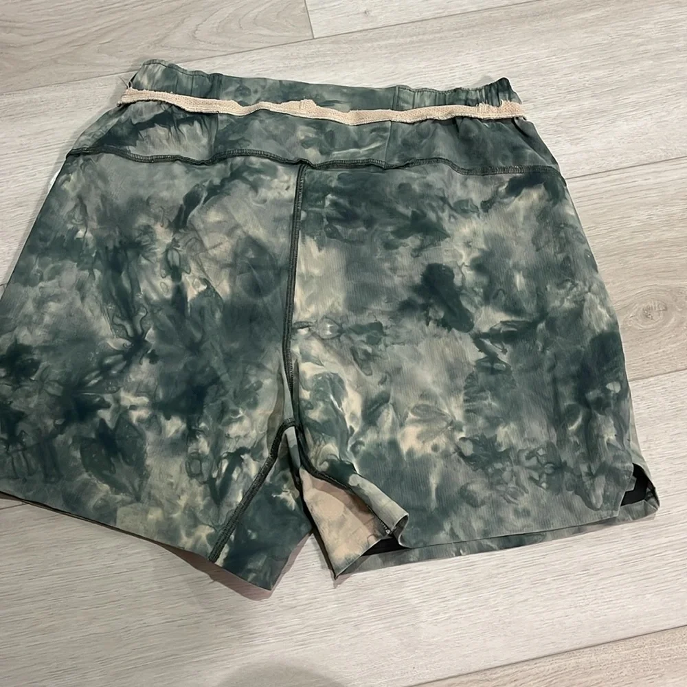 lululemon surge shorts